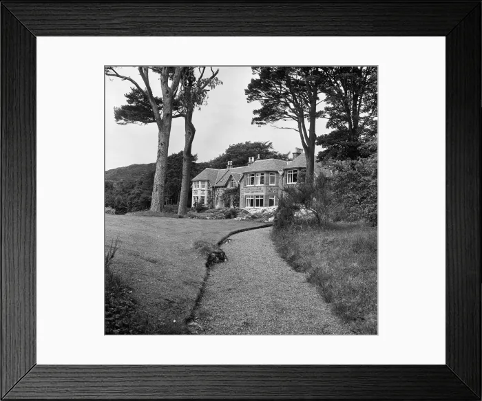 Framed Print : General scenes of Lochinver, a village on the coast in the Assynt district of Sutherland
