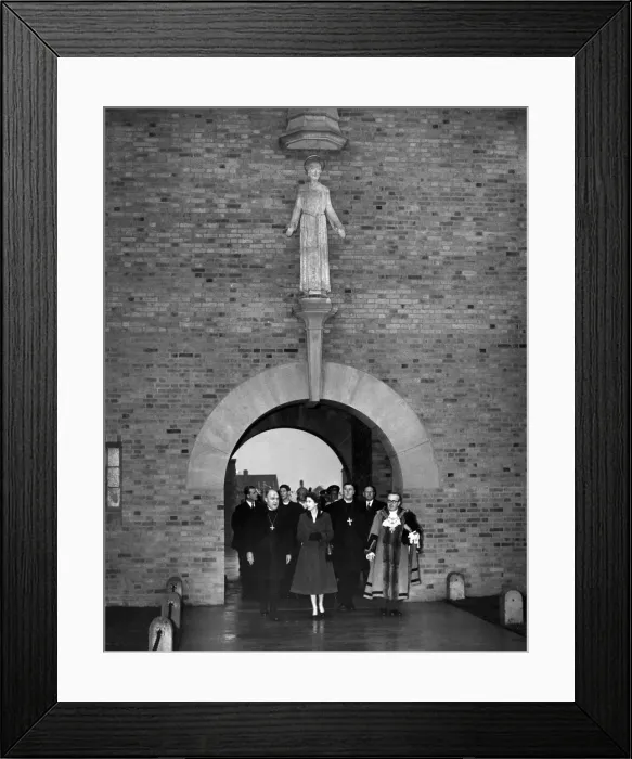 Framed Print : Queen Elizabeth II and Prince Philip visiting Birmingham, West Midlands