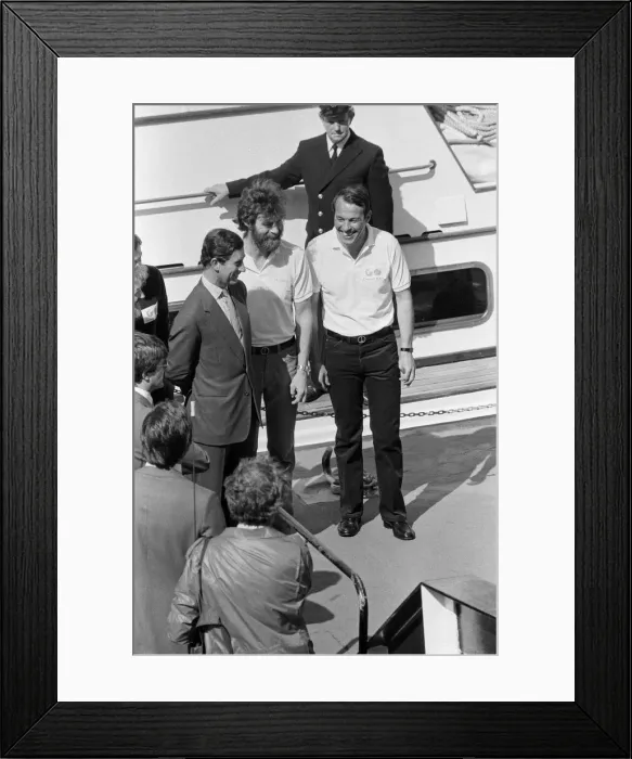 Framed Print : The Transglobe Expedition returns home. Sir Ranulph Fiennes (with beard Framed Print : The Transglobe Expedition returns home. Sir Ranulph Fiennes (with beard