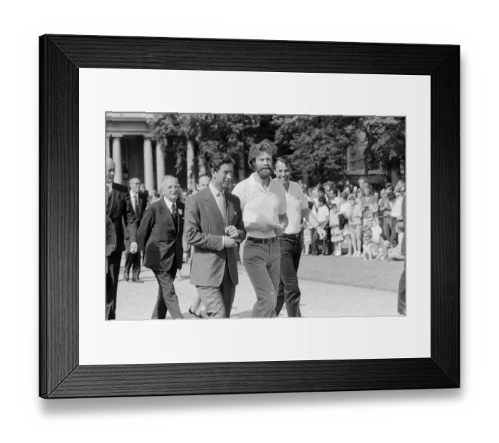 Framed Print : The Transglobe Expedition returns home. Sir Ranulph Fiennes (with beard