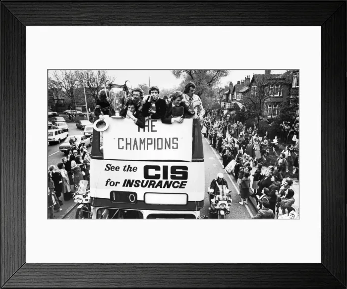Framed Print : Enthusiastic Liverpool fans gathered in the city centre