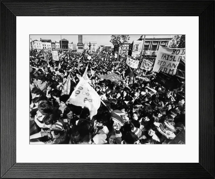 Framed Print : Banners wave as fans jostle to get a better view of thier idols in St Georges Square