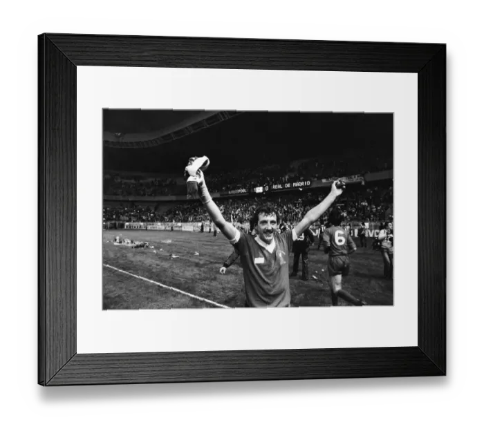 Framed Print : European Cup Final at the Parc Des Princes, Liverpool 1 v Real Madrid 0