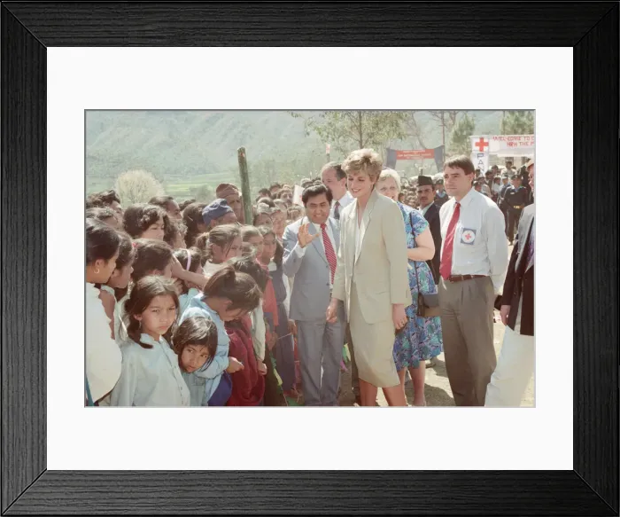 Framed Print : HRH The Princess of Wales, Princess Diana, in Nepal. The Princess visited Framed Print : HRH The Princess of Wales, Princess Diana, in Nepal. The Princess visited