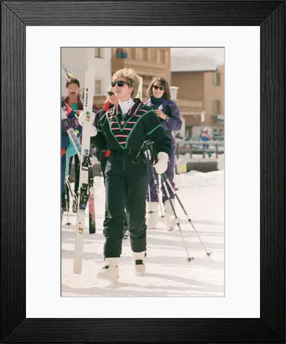 Framed Print : HRH The Princess of Wales, Princess Diana, on her skiing holiday at The Austrian Ski Framed Print : HRH The Princess of Wales, Princess Diana, on her skiing holiday at The Austrian Ski
