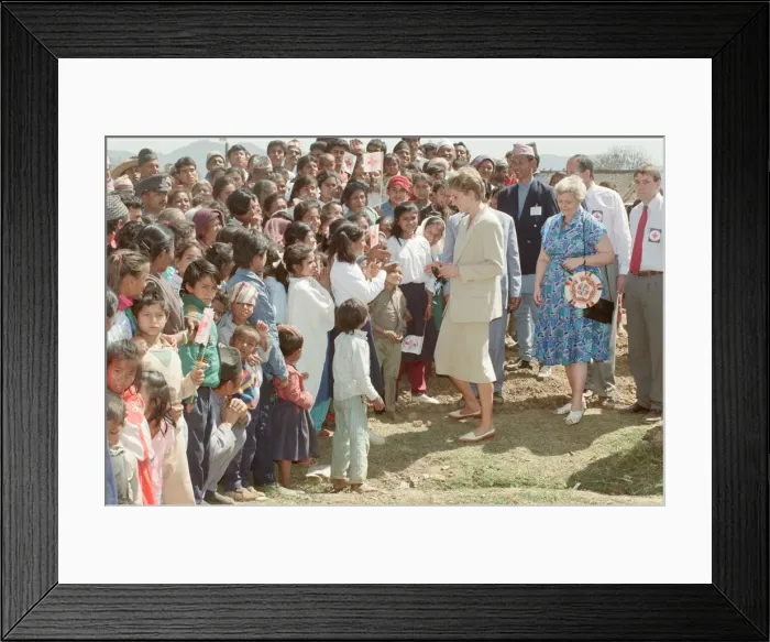 Framed Print : HRH The Princess of Wales, Princess Diana, in Nepal. The Princess visited