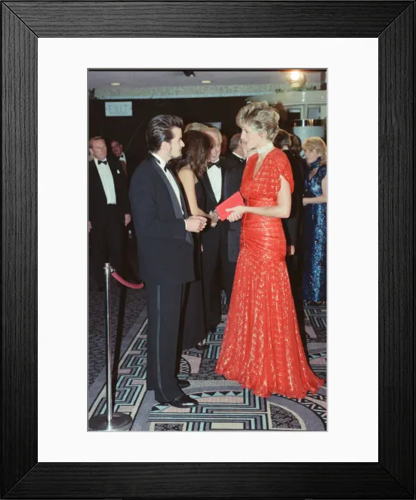 Framed Print : HRH The Princess of Wales, Princess Diana, attends the Odeon Leicester Square premiere of Framed Print : HRH The Princess of Wales, Princess Diana, attends the Odeon Leicester Square premiere of