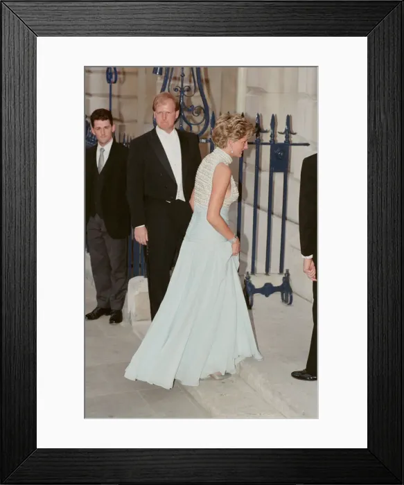 Framed Print : HRH The Princess of Wales, Princess Diana, arrives at Spencer House in London in a Framed Print : HRH The Princess of Wales, Princess Diana, arrives at Spencer House in London in a
