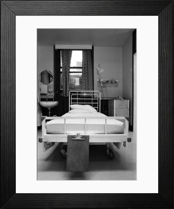 Framed Print : The Broderip AIDS ward at Middlesex Hospital which opens 19th January Framed Print : The Broderip AIDS ward at Middlesex Hospital which opens 19th January