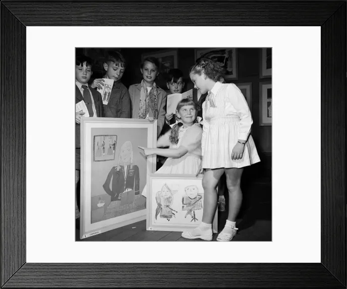 Framed Print : Sunday Pictorial childrens art exhibition tea party. 23rd July 1954 Framed Print : Sunday Pictorial childrens art exhibition tea party. 23rd July 1954