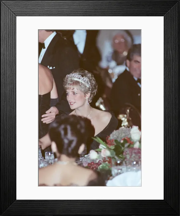 Framed Print : HRH The Princess of Wales, Princess Diana, attends a gala dinner at the Royal York Framed Print : HRH The Princess of Wales, Princess Diana, attends a gala dinner at the Royal York