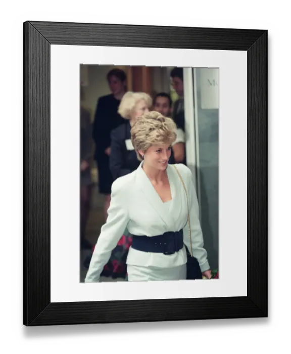 Framed Print : HRH The Princess of Wales, Princess Diana, visits The Mortimer Market Centre