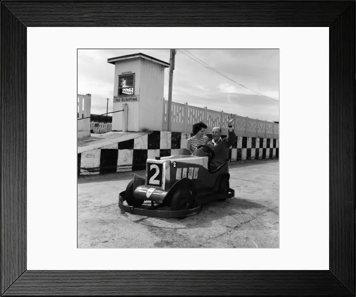 Framed Print : Russell Smith of Southport shows just how fit you can be at 80