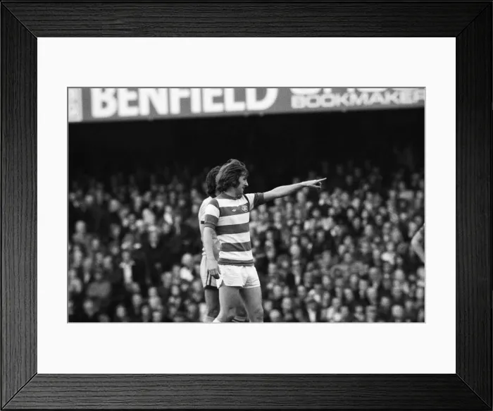 Framed Print : Queens Park Rangers v Tottenham Hotspur, League Division One. Final score 0-0 Framed Print : Queens Park Rangers v Tottenham Hotspur, League Division One. Final score 0-0