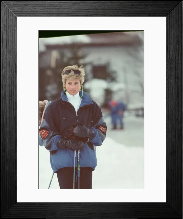 Framed Print : HRH The Princess of Wales, Princess Diana, on he ski holiday to Lech, Austria Framed Print : HRH The Princess of Wales, Princess Diana, on he ski holiday to Lech, Austria