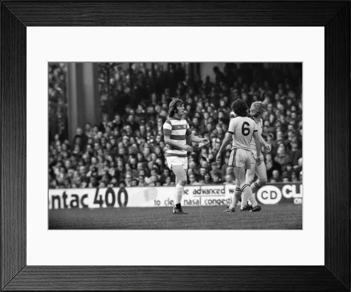 Framed Print : Queens Park Rangers v Tottenham Hotspur, League Division One. Final score 0-0 Framed Print : Queens Park Rangers v Tottenham Hotspur, League Division One. Final score 0-0