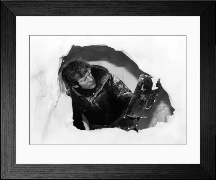 Framed Print : Sir Ranulph Twistleton Wykeham Fiennes, explorer, at the North Pole during the Transglobe