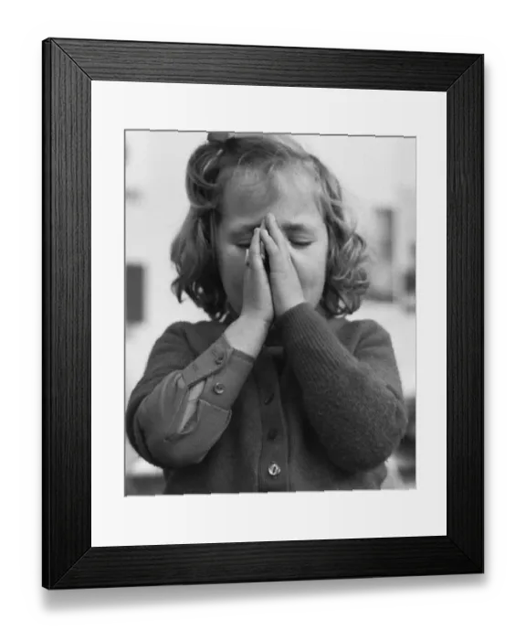 Framed Print : Prayers at the Gatehouse School, Bethnal Green, in the East End of London Framed Print : Prayers at the Gatehouse School, Bethnal Green, in the East End of London