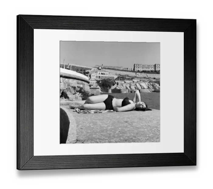 Framed Print : Sunshine as warm as summer shines in Plymouth, Devon. Schoolgirl Felicity Kutt, 15 Framed Print : Sunshine as warm as summer shines in Plymouth, Devon. Schoolgirl Felicity Kutt, 15