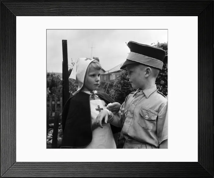 Framed Print : David Kilgour, aged 8, who wants to be a soldier seen at his home in Mochdre, Colwyn Bay Framed Print : David Kilgour, aged 8, who wants to be a soldier seen at his home in Mochdre, Colwyn Bay