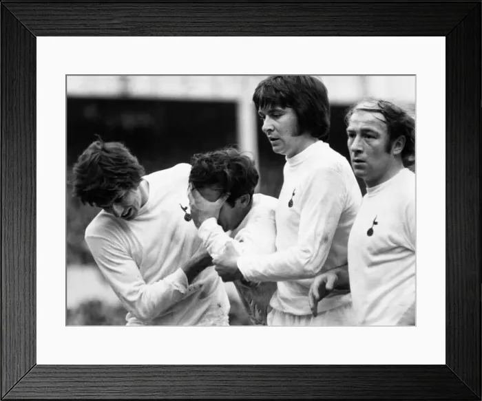Framed Print : UEFA Cup Final Second Leg match at White Hart Lane. Tottenham Hotspur 1 v Framed Print : UEFA Cup Final Second Leg match at White Hart Lane. Tottenham Hotspur 1 v