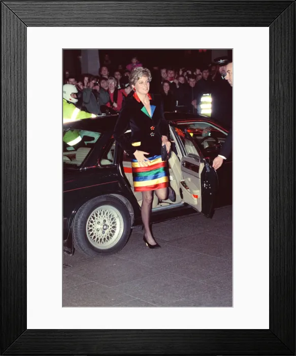 Framed Print : HRH The Princess of Wales, Princess Diana, arrives at the Empire Ballroom Framed Print : HRH The Princess of Wales, Princess Diana, arrives at the Empire Ballroom