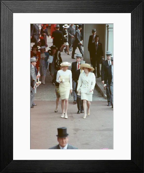 Framed Print : HRH The Princess of Wales, Princess Diana, (left) and The Duchess of York (right Framed Print : HRH The Princess of Wales, Princess Diana, (left) and The Duchess of York (right