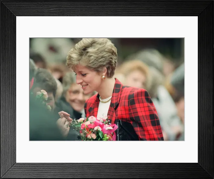 Framed Print : HRH The Princess of Wales, Princess Diana, dressed in tartan Framed Print : HRH The Princess of Wales, Princess Diana, dressed in tartan