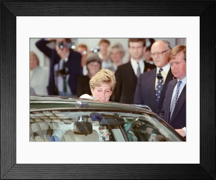 Framed Print : HRH The Princess of Wales, Princess Diana, arrives at The Savoy Hotel in London on her