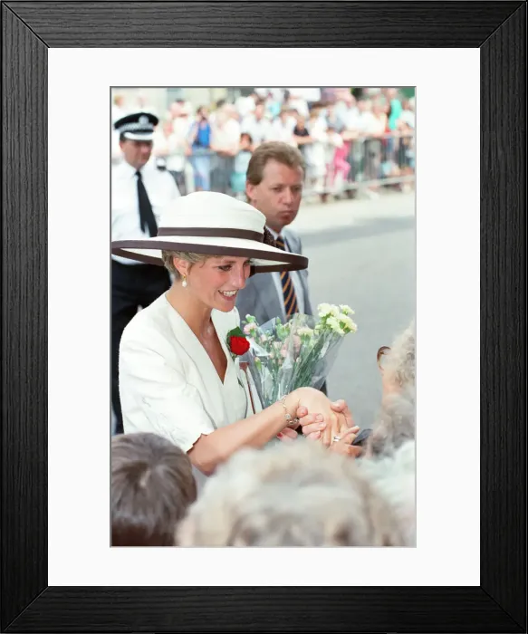 Framed Print : HRH The Princess of Wales, Princess Diana, at Portsmouth for a ceremony celebrating Framed Print : HRH The Princess of Wales, Princess Diana, at Portsmouth for a ceremony celebrating