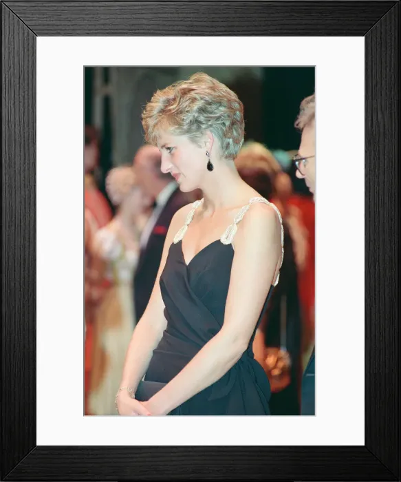 Framed Print : HRH The Princess of Wales, Princess Diana, arrives at The Coliseum in London to see Framed Print : HRH The Princess of Wales, Princess Diana, arrives at The Coliseum in London to see