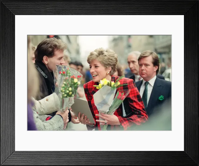 Framed Print : HRH The Princess of Wales, Princess Diana, dressed in tartan Framed Print : HRH The Princess of Wales, Princess Diana, dressed in tartan