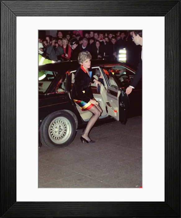 Framed Print : HRH The Princess of Wales, Princess Diana, arrives at the Empire Ballroom Framed Print : HRH The Princess of Wales, Princess Diana, arrives at the Empire Ballroom