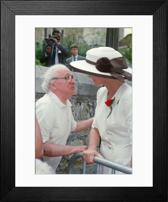 Framed Print : HRH The Princess of Wales, Princess Diana, at Portsmouth for a ceremony celebrating Framed Print : HRH The Princess of Wales, Princess Diana, at Portsmouth for a ceremony celebrating