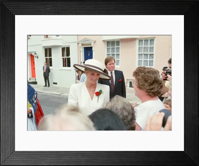 Framed Print : HRH The Princess of Wales, Princess Diana, at Portsmouth for a ceremony celebrating Framed Print : HRH The Princess of Wales, Princess Diana, at Portsmouth for a ceremony celebrating