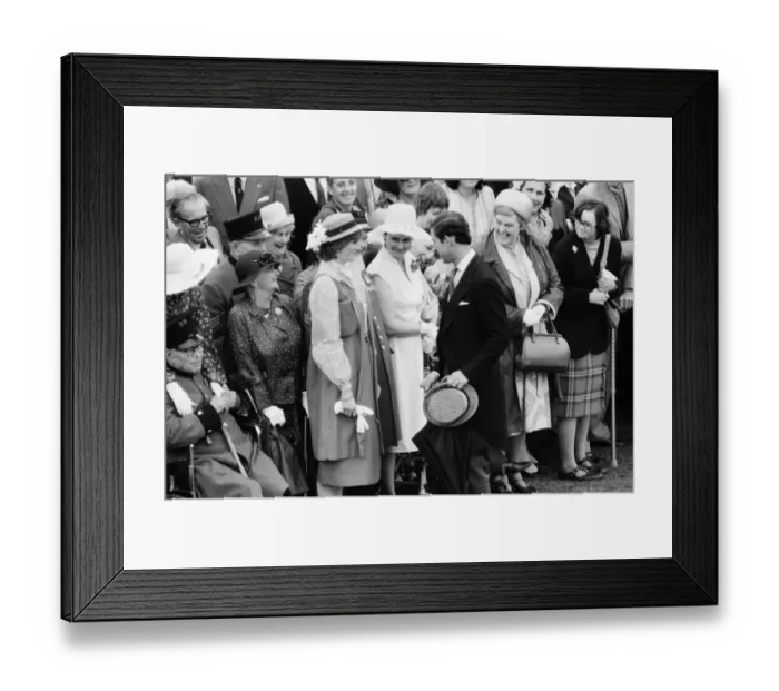 Framed Print : Lady Diana Spencer attends her first ever Garden Party at Buckingham Palace