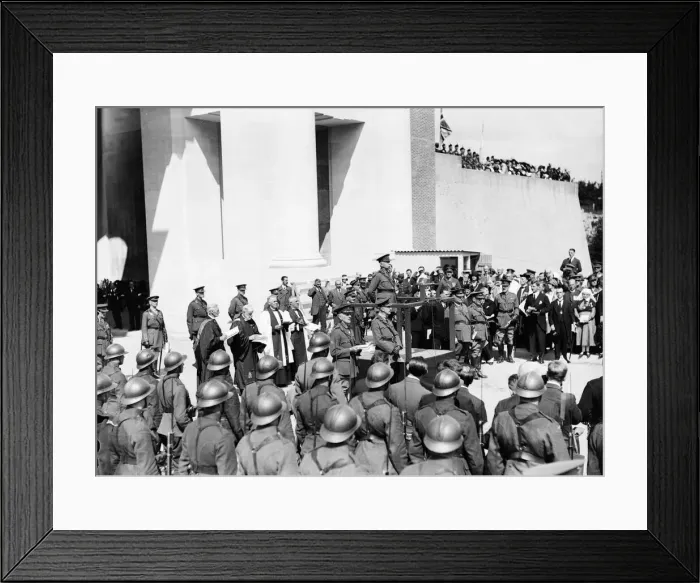 Framed Print : Field Marshal Lord Plumer under the arch of the memorial to the 54 Framed Print : Field Marshal Lord Plumer under the arch of the memorial to the 54