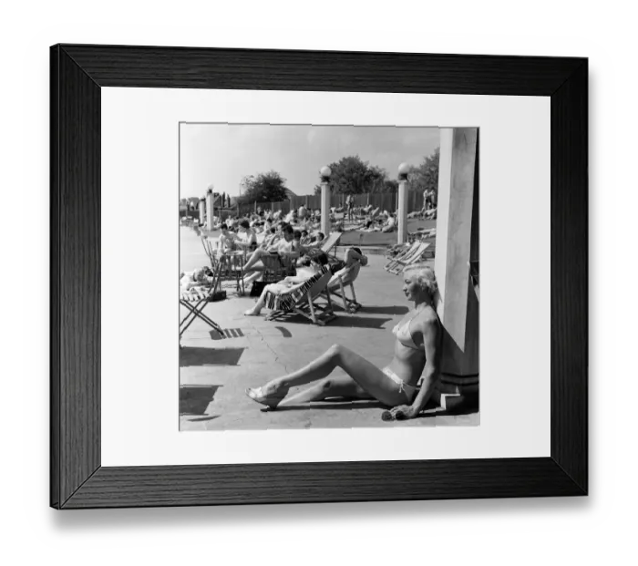 Framed Print : Jean Shelford, 25, sunbathing near her home at Richmond, Surrey Framed Print : Jean Shelford, 25, sunbathing near her home at Richmond, Surrey