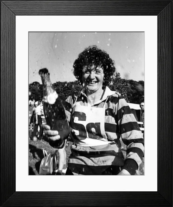 Framed Print : 01052119 Framed Print : 01052119