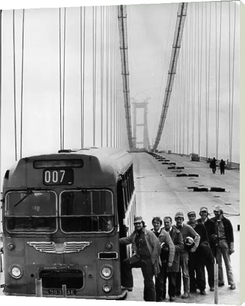 Bridge workers board on 007, the Humber Bridge service bus