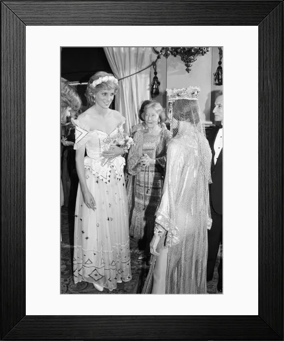 Framed Print : HRH The Princess of Wales, Princess Diana arrives at the Royal Opera House for the Royal Framed Print : HRH The Princess of Wales, Princess Diana arrives at the Royal Opera House for the Royal
