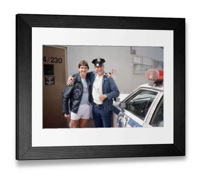 Framed Print : England football star Gary Lineker, with Daily Mirror sports photographer Monte Fresco Framed Print : England football star Gary Lineker, with Daily Mirror sports photographer Monte Fresco