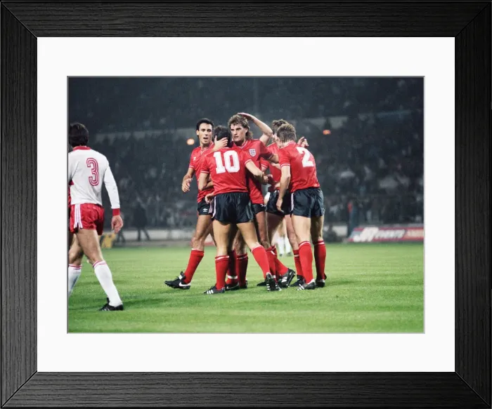 Framed Print : FIFA 1986 World Cup Group 3 Qualifying match at Wembley. England 5 v Turkey 0 Framed Print : FIFA 1986 World Cup Group 3 Qualifying match at Wembley. England 5 v Turkey 0