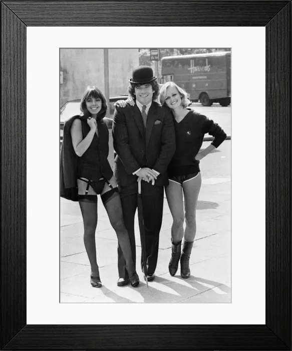 Framed Print : Football star Kevin Keegan shows off the new avengers