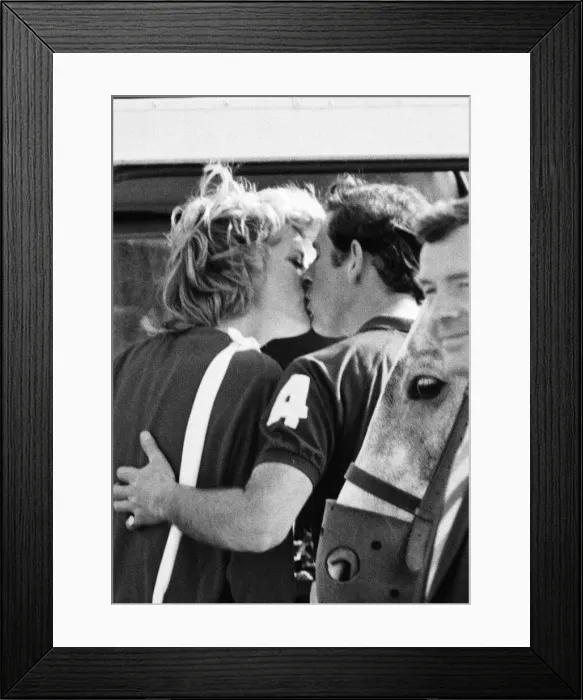 Framed Print : HRH The Princess of Wales, Princess Diana and Prince Charles have an affectionate kiss