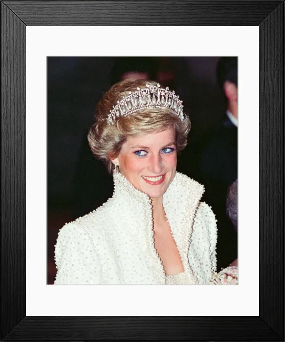 Framed Print : Princess Diana visit To Hong Kong as part of their Far East tour