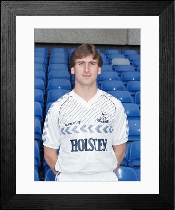 Framed Print : Tottenham Hotspur players pose during a photocall at White Hart Lane ahead of the 195-86