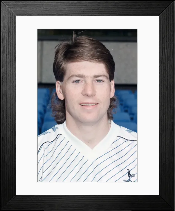 Framed Print : Tottenham Hotspur players pose during a photocall at White Hart Lane ahead of the 195-86 Framed Print : Tottenham Hotspur players pose during a photocall at White Hart Lane ahead of the 195-86