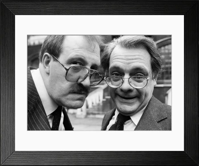 Framed Print : Actor David Jason, right, (Only Fools and Horses) and Gordon Kaye ( Allo Framed Print : Actor David Jason, right, (Only Fools and Horses) and Gordon Kaye ( Allo