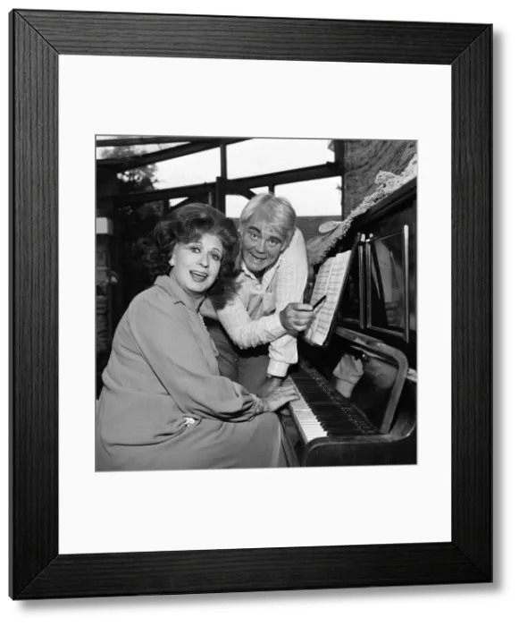 Framed Print : Pat Phoenix and Antony Booth. February 1982 Framed Print : Pat Phoenix and Antony Booth. February 1982